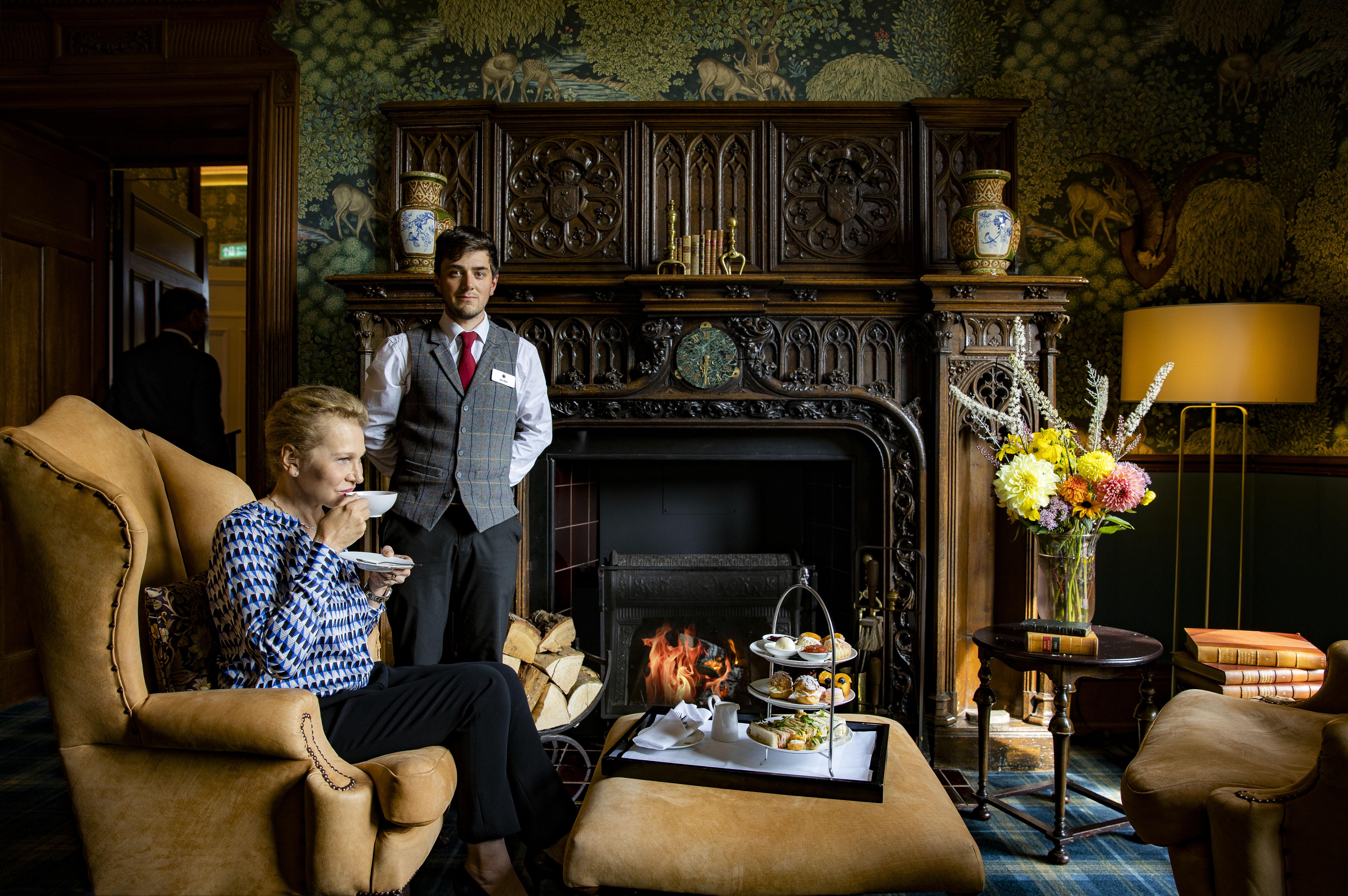 Schloss Roxburghe, Part Of Destination By Hyatt 외부 사진 The fireplace in the Drawing Room