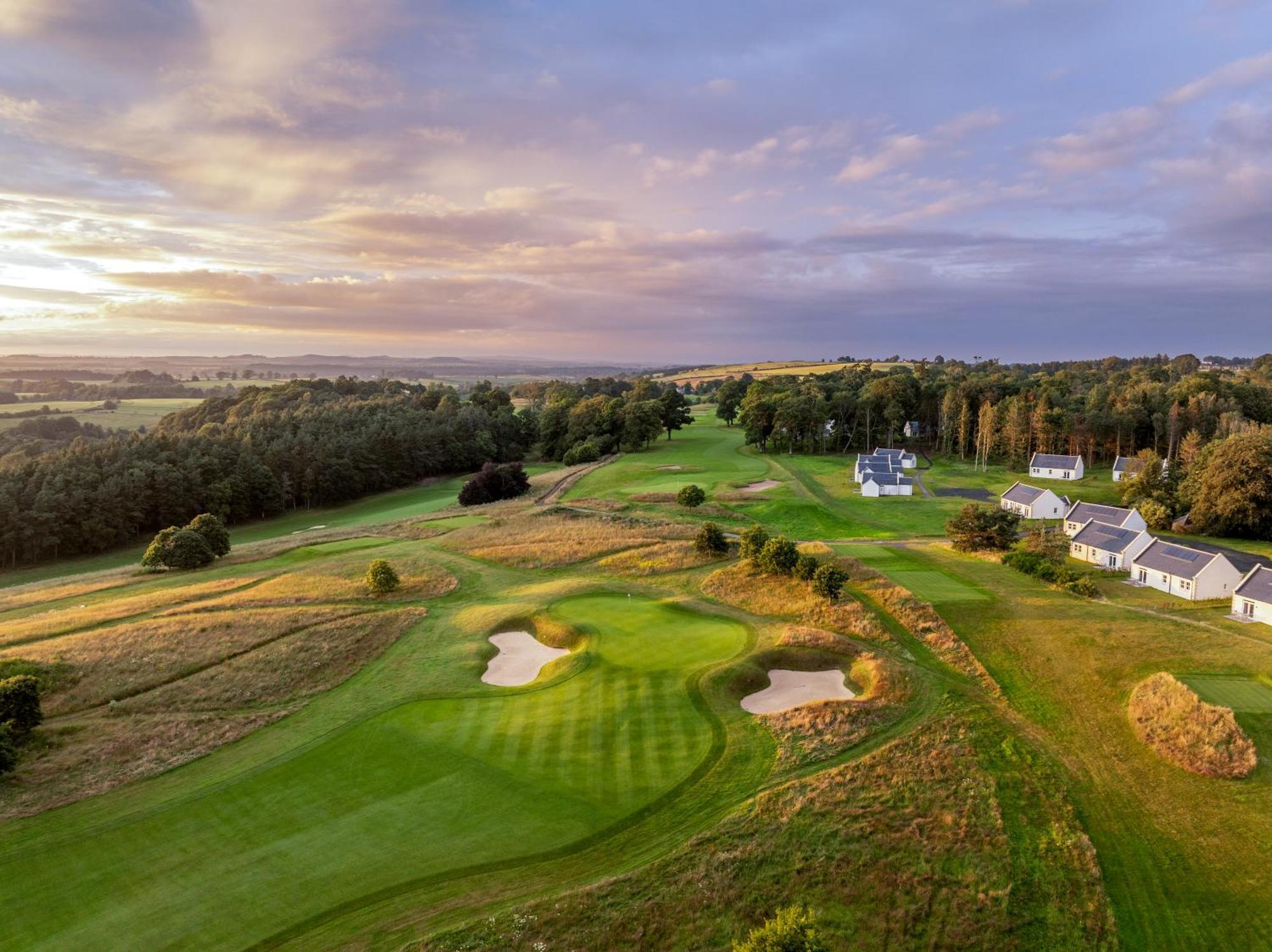 Schloss Roxburghe, Part Of Destination By Hyatt 외부 사진 The 18th hole at the Old Golf Course