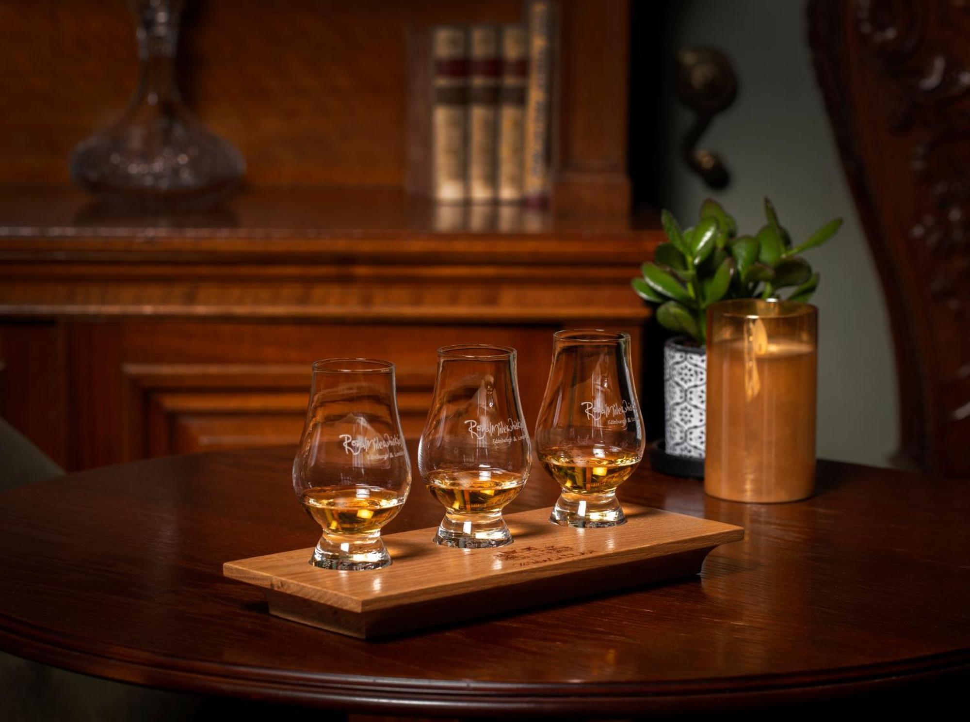 Schloss Roxburghe, Part Of Destination By Hyatt 외부 사진 A tasting tray of four samples of Scotch whisky