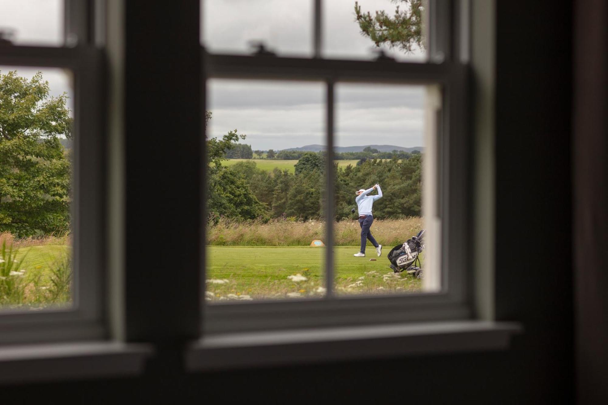 Schloss Roxburghe, Part Of Destination By Hyatt 외부 사진 Golf course view from the hotel