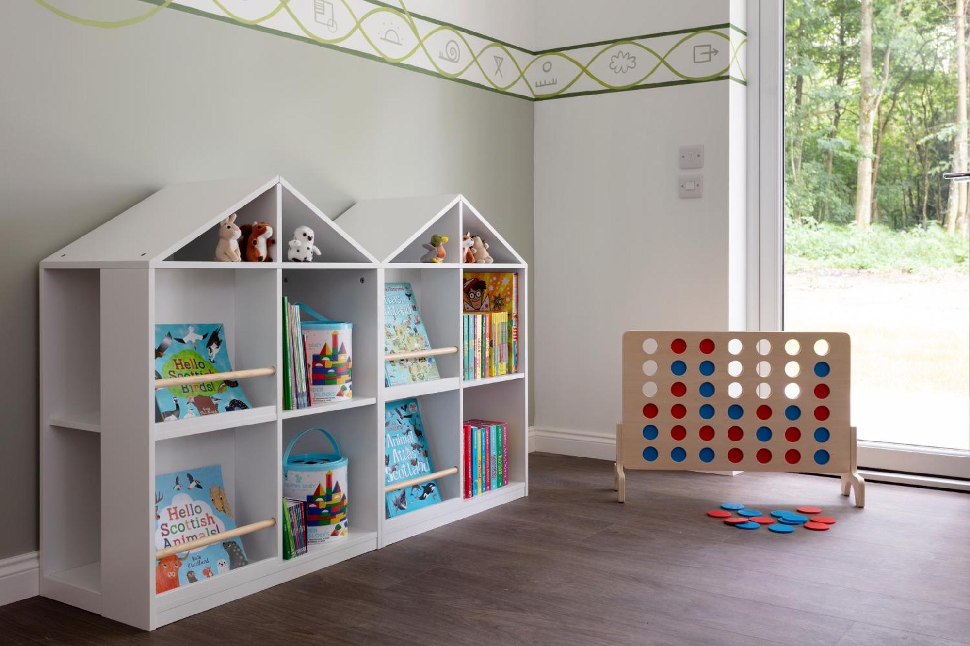 Schloss Roxburghe, Part Of Destination By Hyatt 외부 사진 A children's bookcase